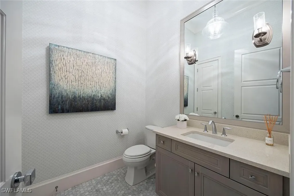 6818 Mangrove Avenue Naples FL 34109