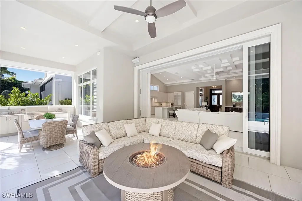 6818 Mangrove Avenue Naples FL 34109