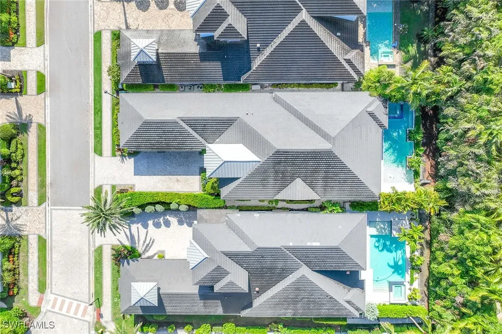 6818 Mangrove Avenue Naples FL 34109