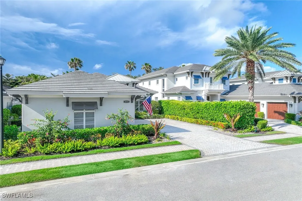 6818 Mangrove Avenue Naples FL 34109