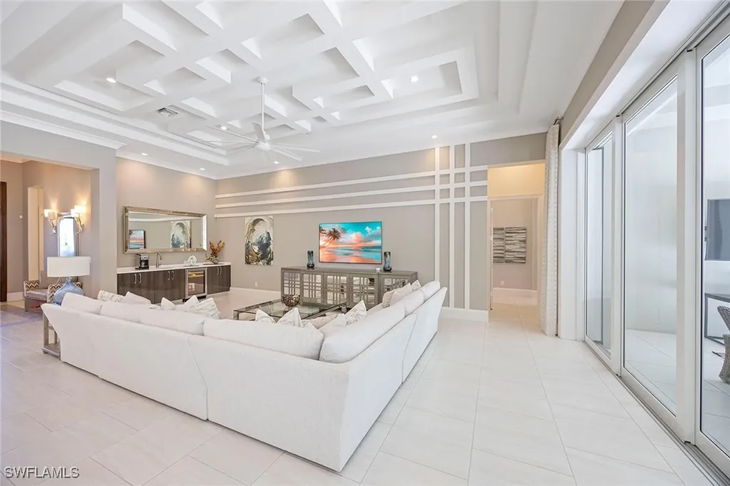 6818 Mangrove Avenue Naples FL 34109