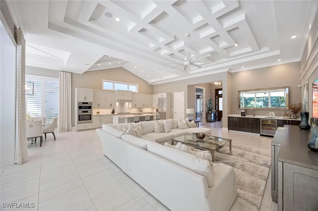 6818 Mangrove Avenue Naples FL 34109