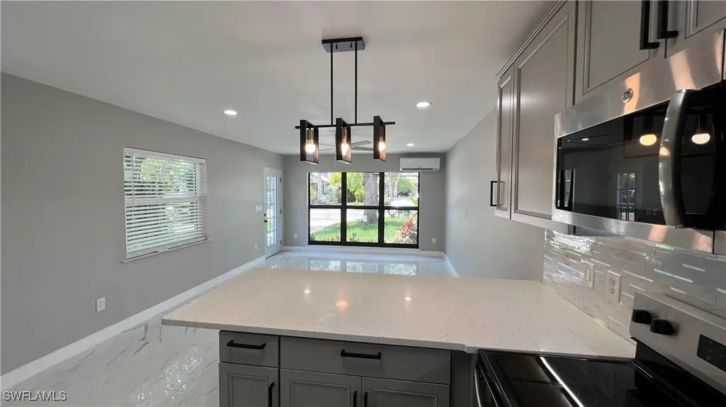 2615/2617 Michigan Avenue Fort Myers FL 33916