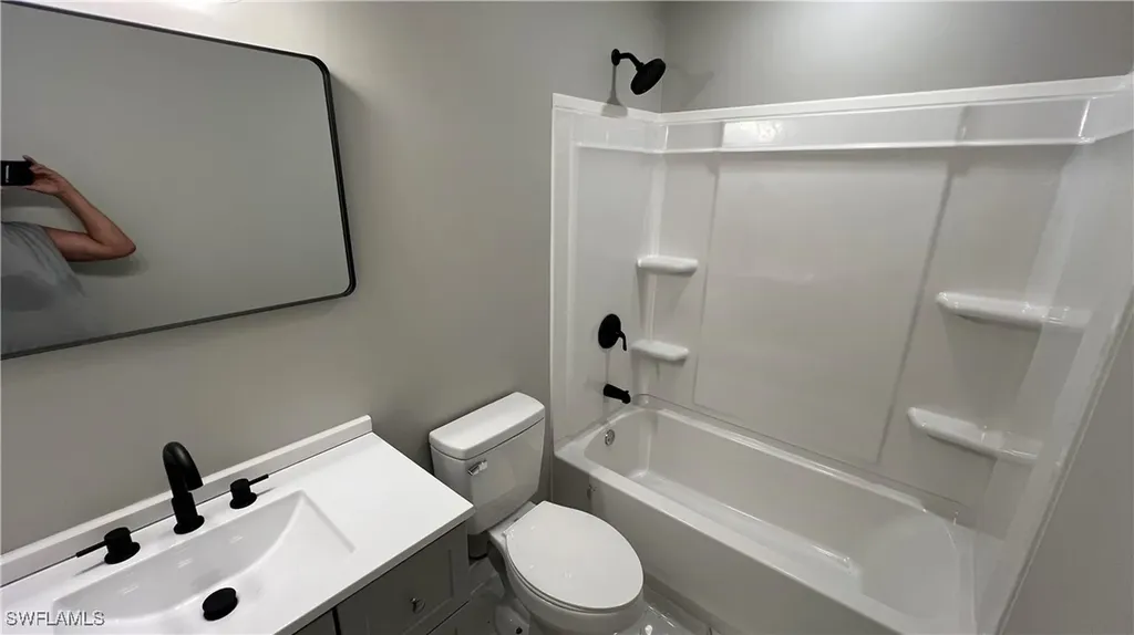 2615/2617 Michigan Avenue Fort Myers FL 33916