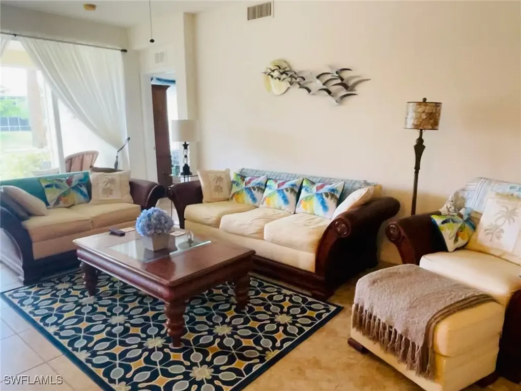 9582 Hemingway Lane Fort Myers FL 33913
