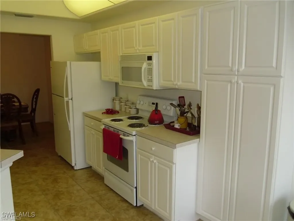 9582 Hemingway Lane Fort Myers FL 33913