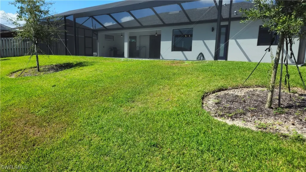 136 Kamal Parkway Cape Coral FL 33904