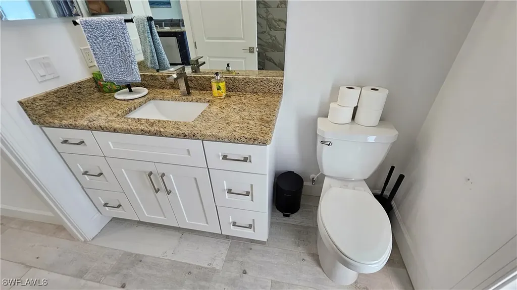 136 Kamal Parkway Cape Coral FL 33904