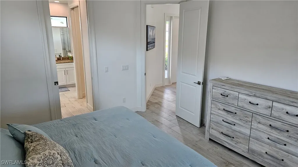 136 Kamal Parkway Cape Coral FL 33904