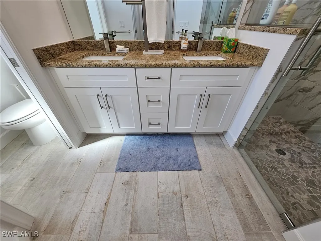 136 Kamal Parkway Cape Coral FL 33904