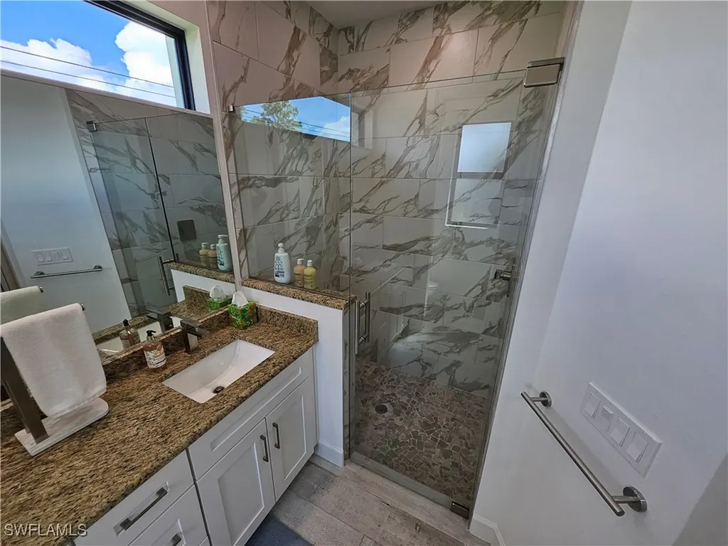 136 Kamal Parkway Cape Coral FL 33904