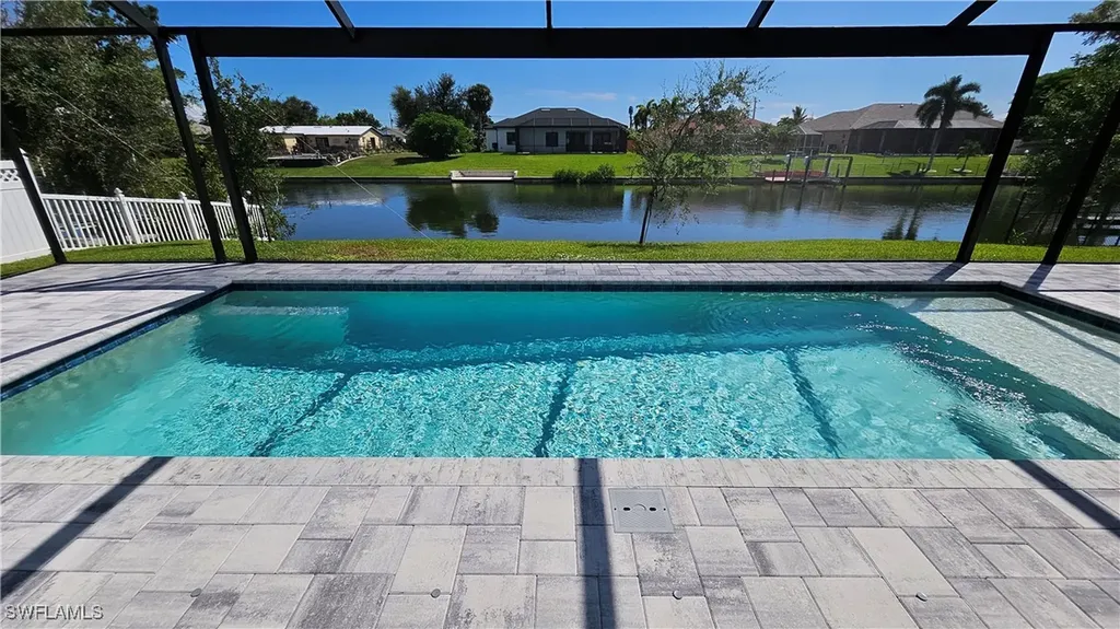 136 Kamal Parkway Cape Coral FL 33904