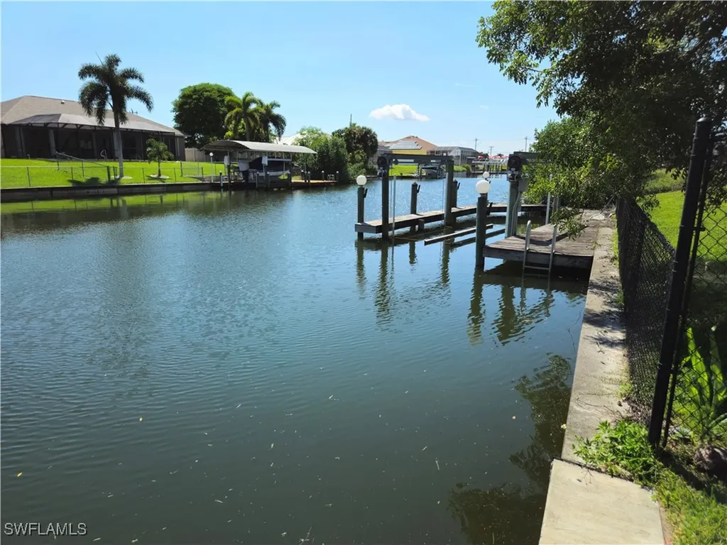 136 Kamal Parkway Cape Coral FL 33904