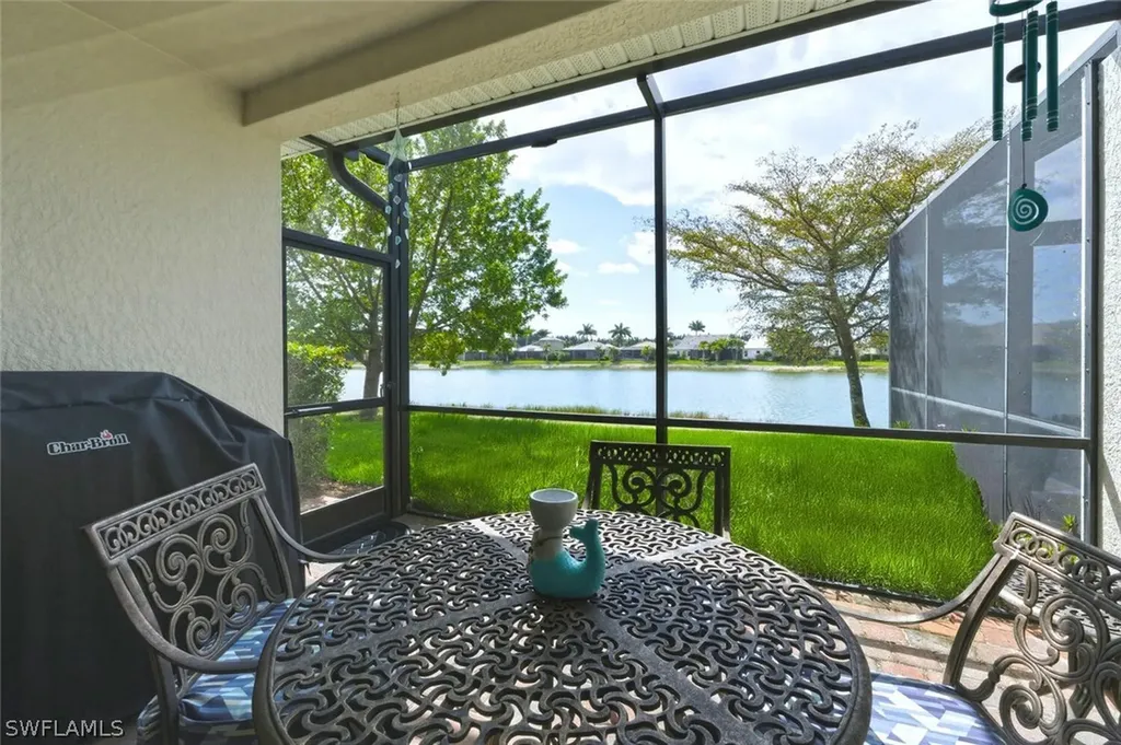 14827 Edgewater Circle Naples FL 34114