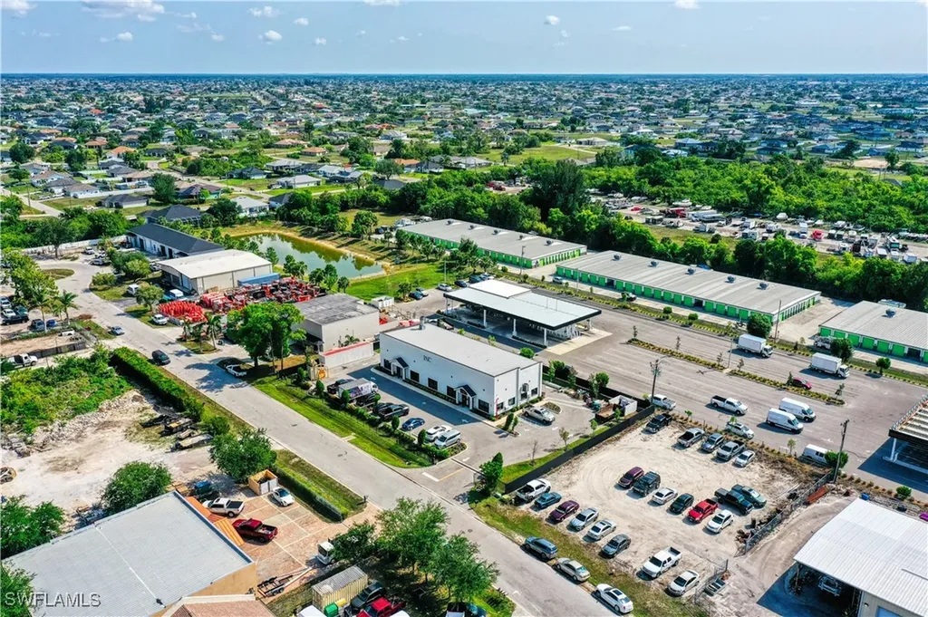 329 NE 3rd Avenue Cape Coral FL 33909
