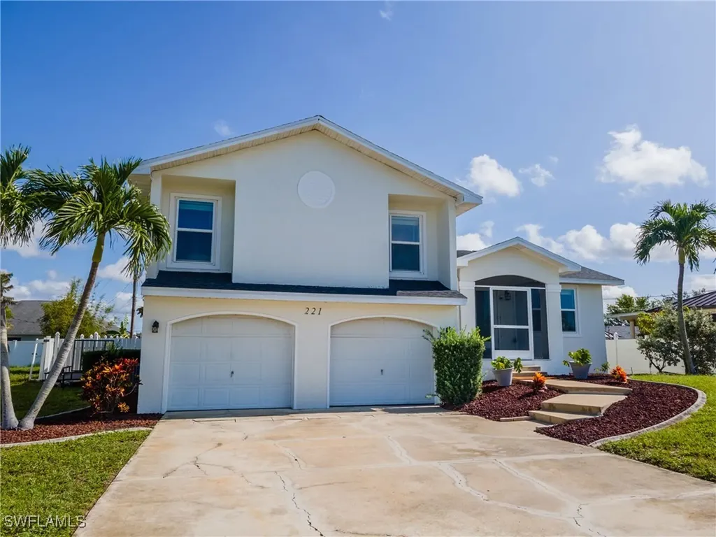 221 SE 1st Street Cape Coral FL 33990
