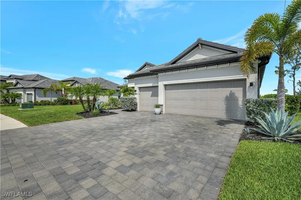 11693 Canopy Loop Fort Myers FL 33913