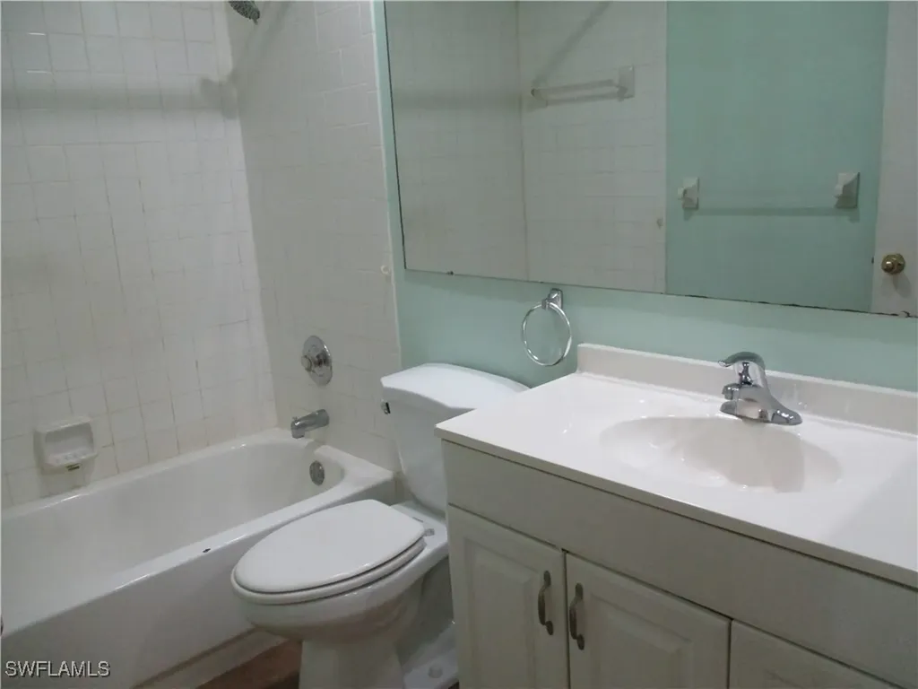 5276 Cedarbend Drive Fort Myers FL 33919