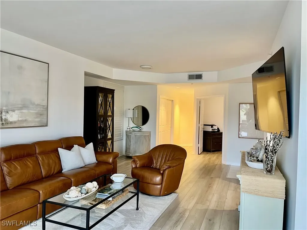 24748 Lakemont Cove Lane Bonita Springs FL 34134-2909