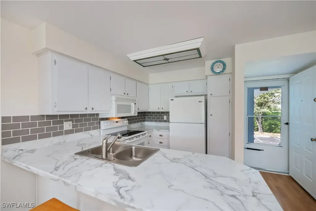 1100 Pondella Road Cape Coral FL 33909