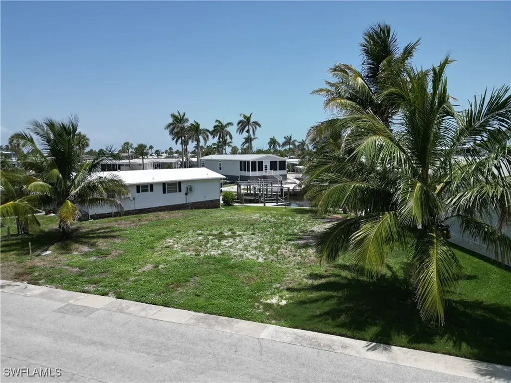 11271 Azalea Lane Fort Myers Beach FL 33931