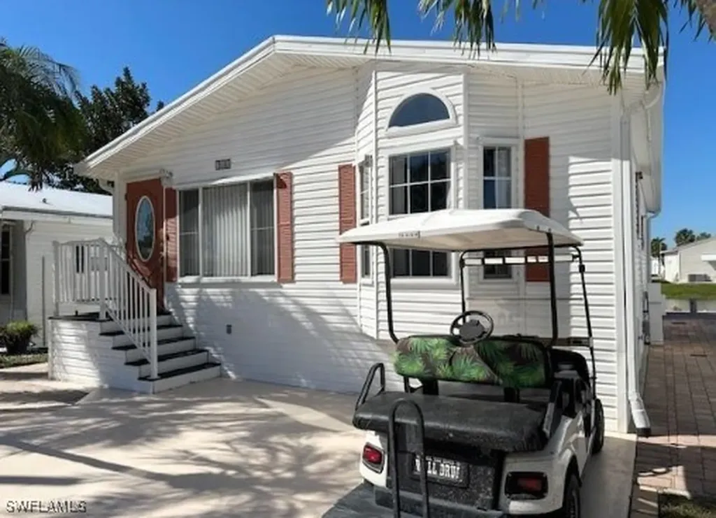 263 Bass Lane Naples FL 34114