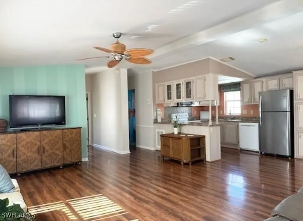 263 Bass Lane Naples FL 34114