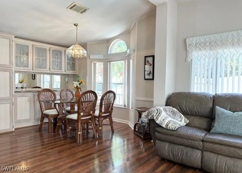 263 Bass Lane Naples FL 34114