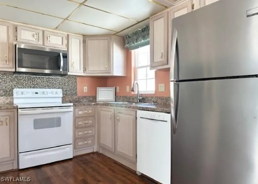 263 Bass Lane Naples FL 34114