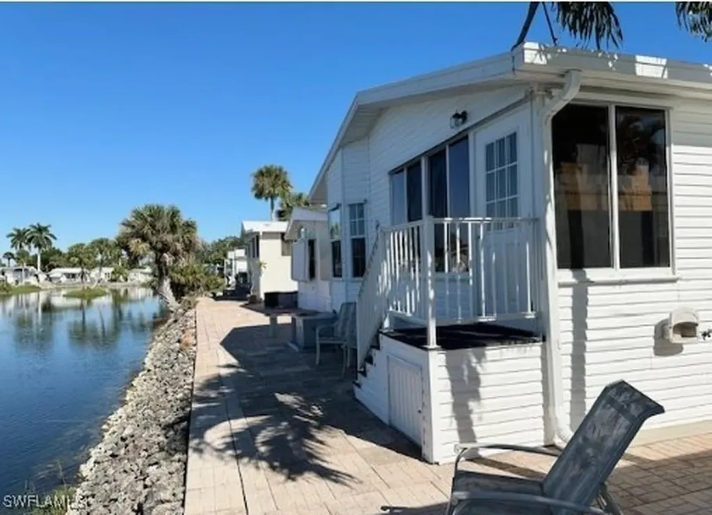 263 Bass Lane Naples FL 34114