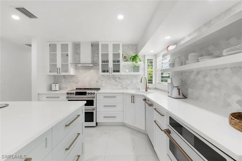700 100th Avenue N Naples FL 34108