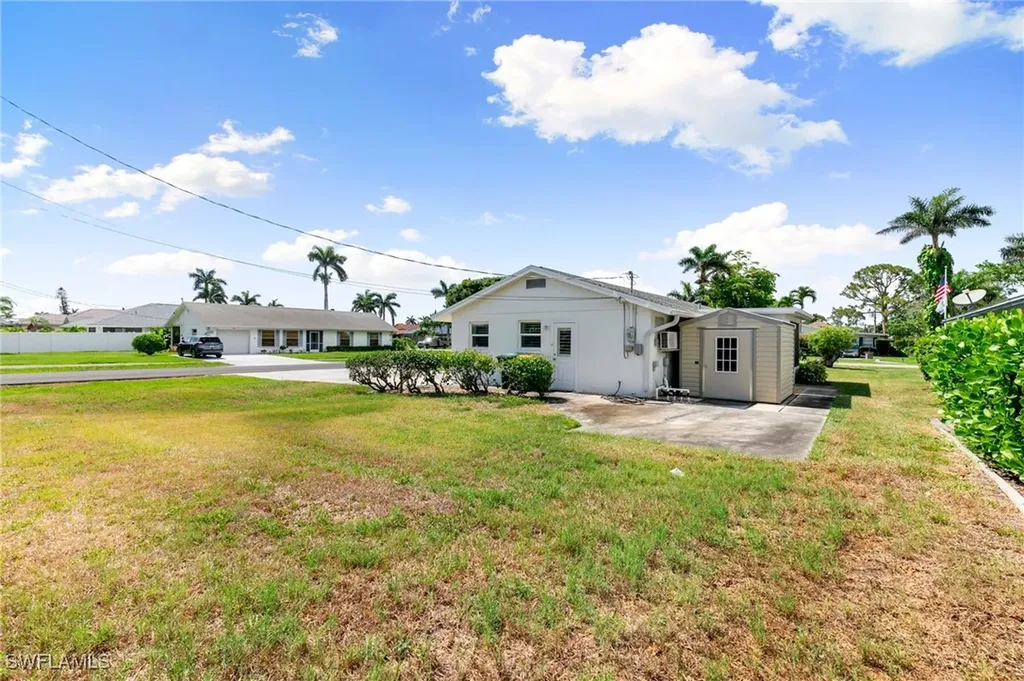 700 100th Avenue N Naples FL 34108
