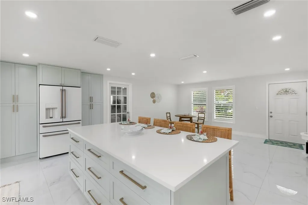 700 100th Avenue N Naples FL 34108