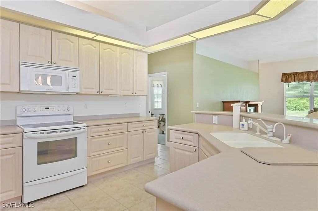 4255 Perth Court North Fort Myers FL 33903