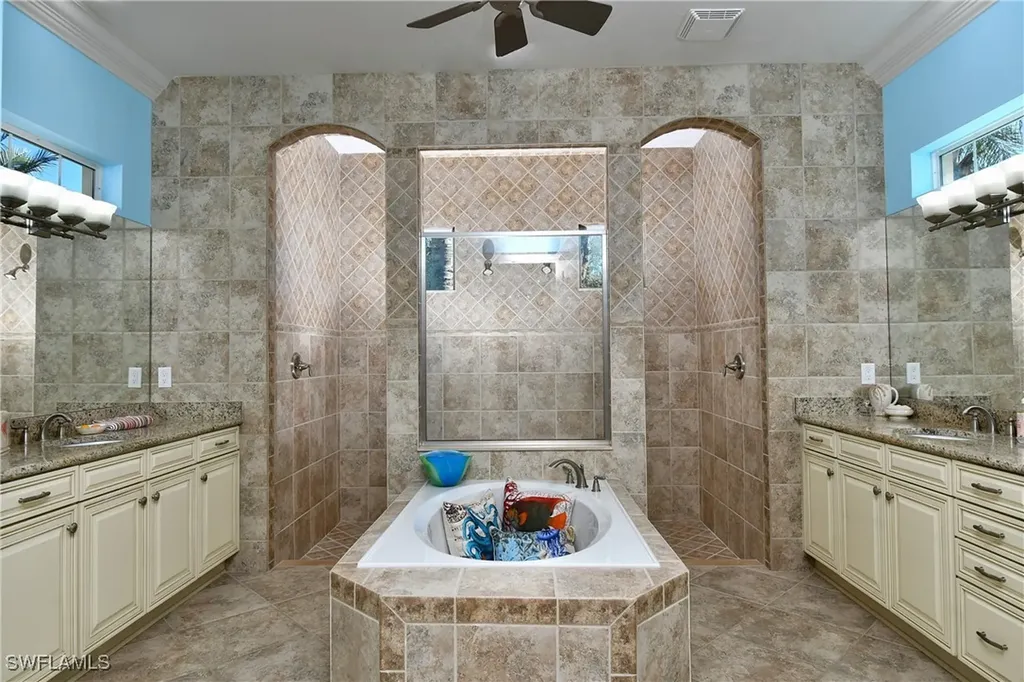 9762 Nickel Ridge Circle Naples FL 34120