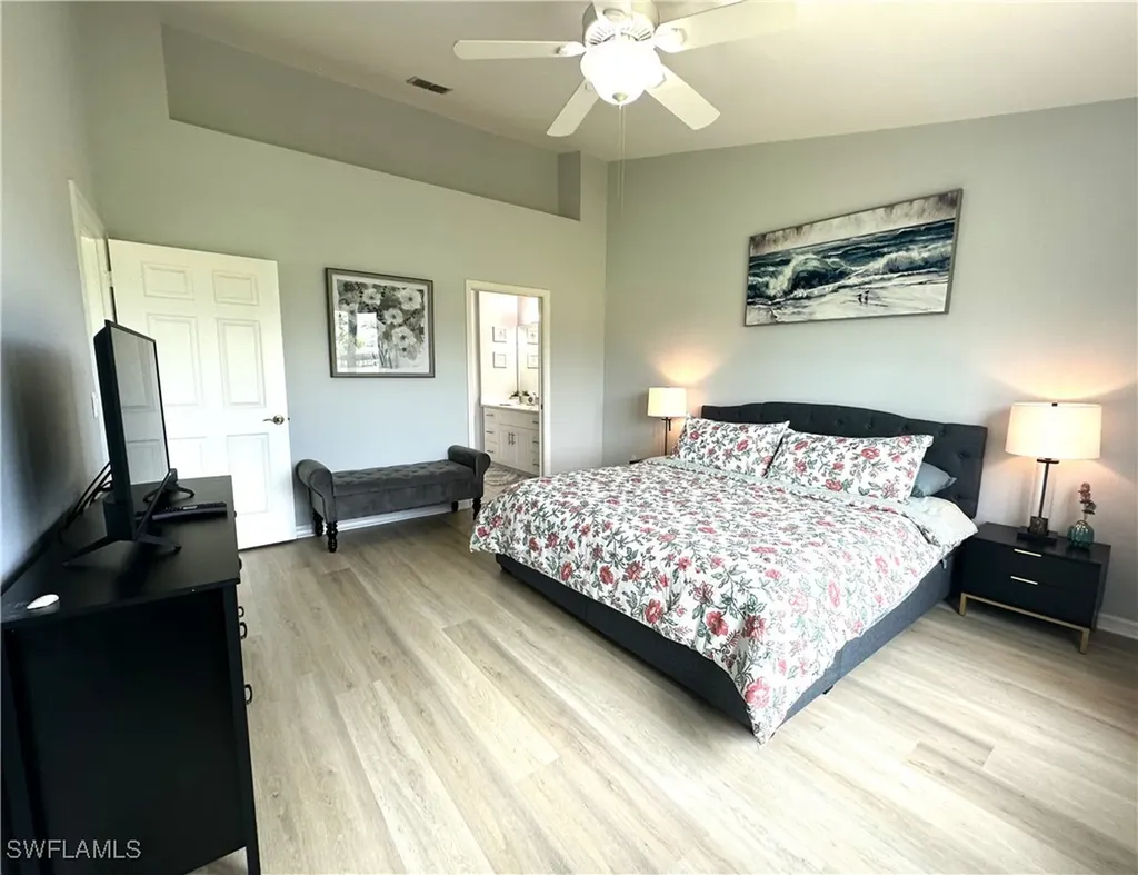 5944 Sand Wedge Lane Naples FL 34110