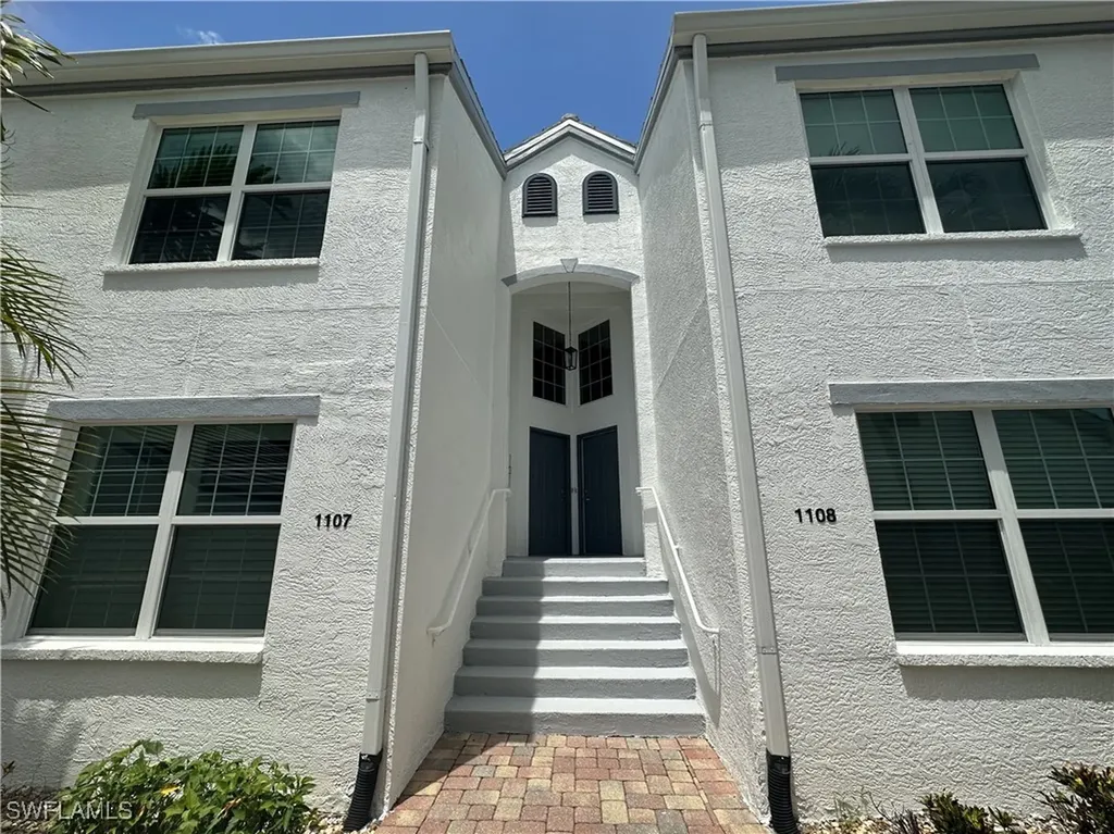 5944 Sand Wedge Lane Naples FL 34110