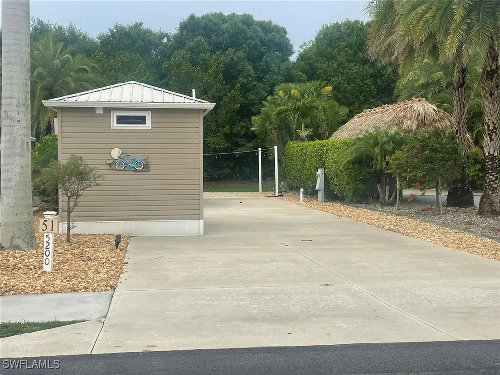5200 Cypress Trail Resort Circle Fort Myers FL 33905