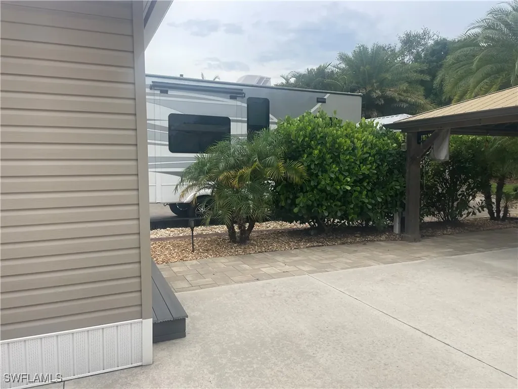 5200 Cypress Trail Resort Circle Fort Myers FL 33905