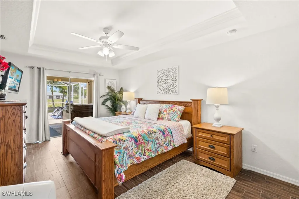 302 SE 8th Place Cape Coral FL 33990