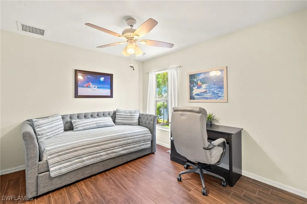 302 SE 8th Place Cape Coral FL 33990