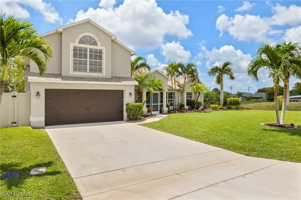302 SE 8th Place Cape Coral FL 33990