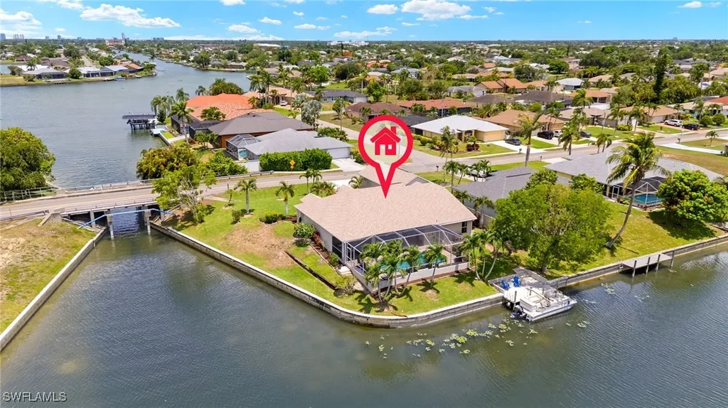 302 SE 8th Place Cape Coral FL 33990