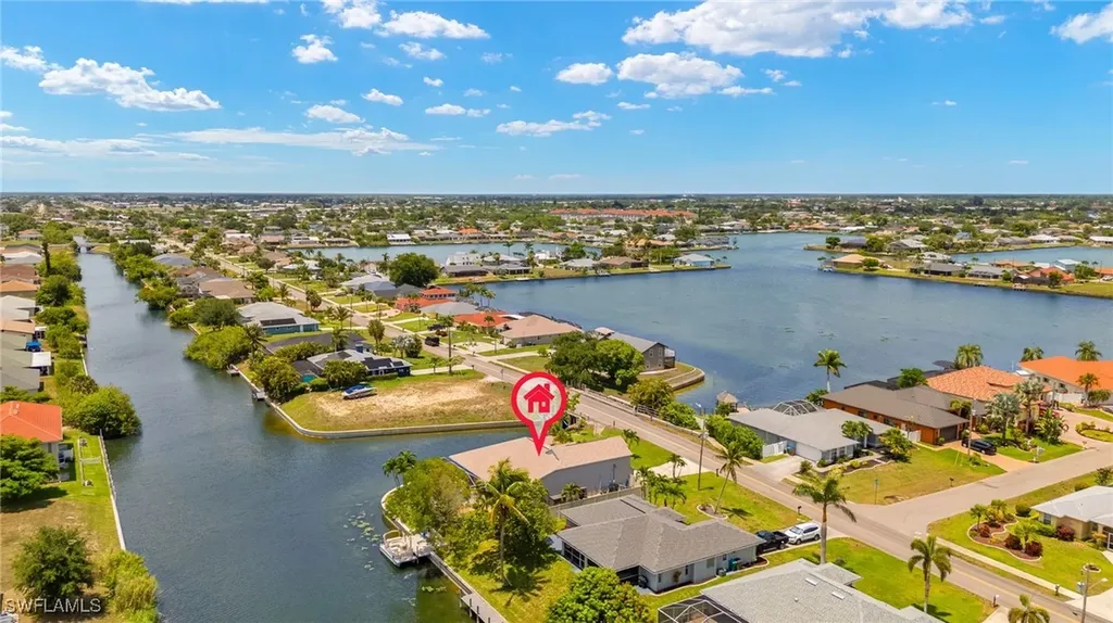 302 SE 8th Place Cape Coral FL 33990