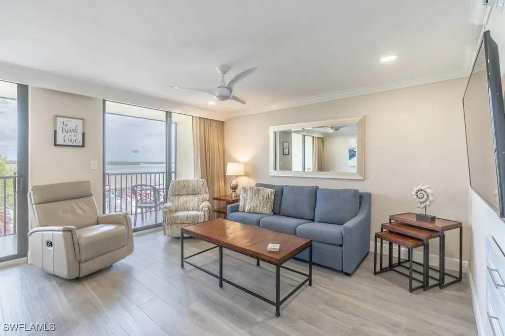 10 Tampa Place Marco Island FL 34145