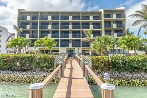 10 Tampa Place Marco Island FL 34145