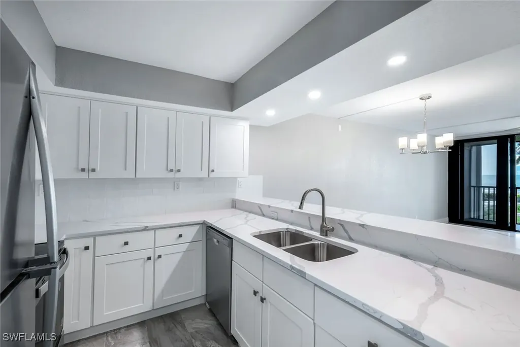 1501 Middle Gulf Drive Sanibel FL 33957