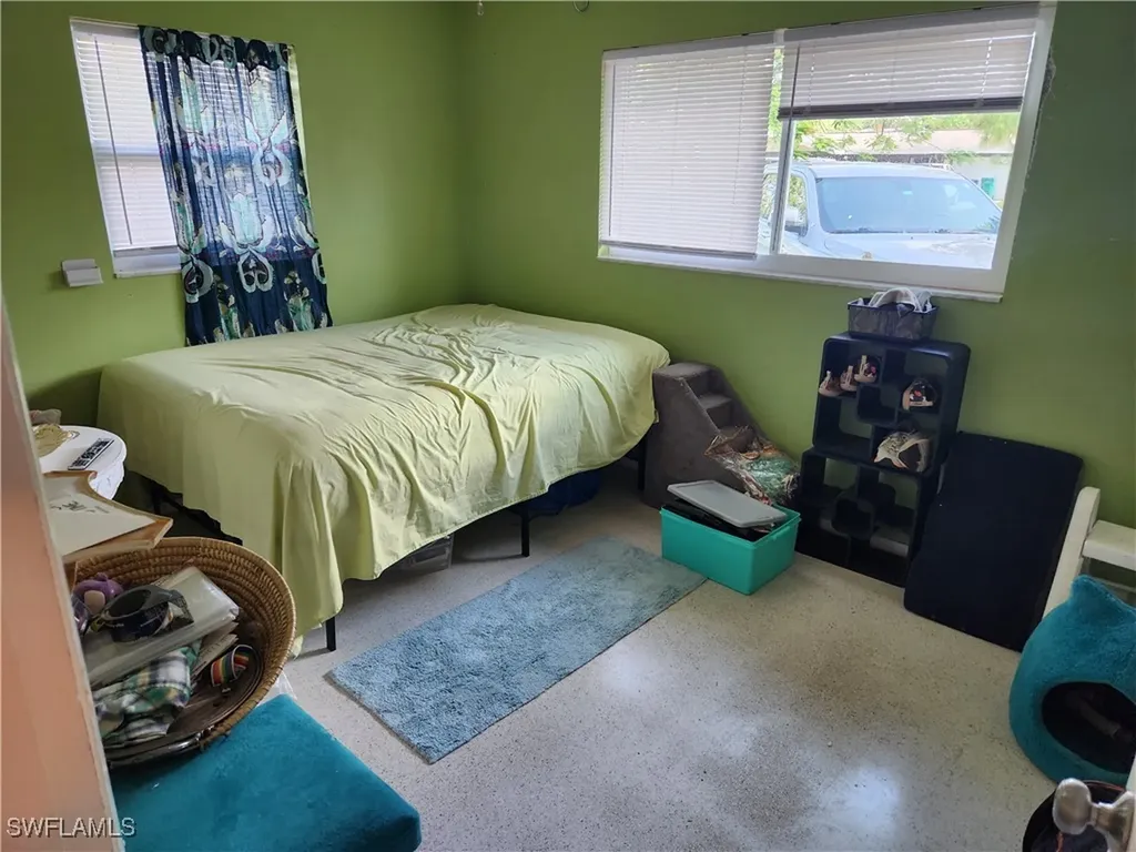 2206 Wyandotte Avenue Alva FL 33920