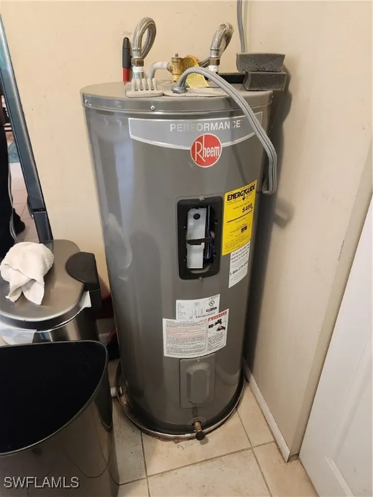 2206 Wyandotte Avenue Alva FL 33920