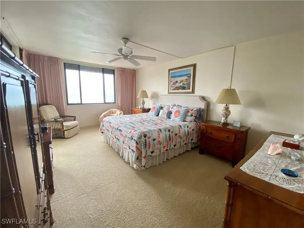 10851 Gulfshore Drive Naples FL 34108-3004